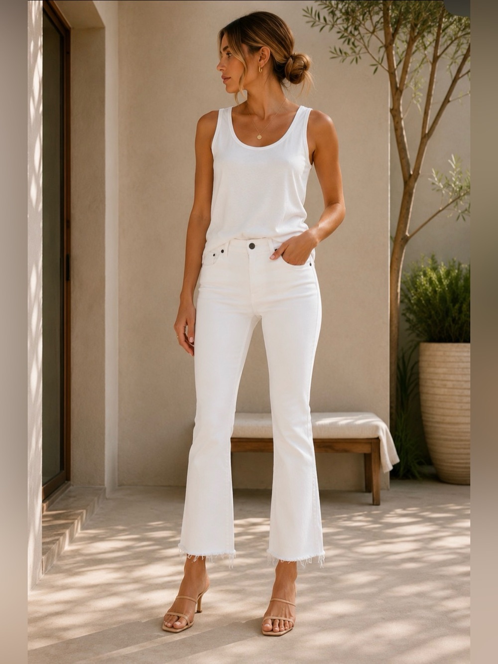 Pilcro Anthropologie The Yaya White Raw Hem Kick Flare Jeans Size 27